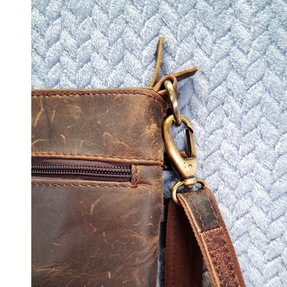 Distressed Brown Leather Crossbody Bag Multi Pocket Messenger Purse Cowgirl Boho - Picture 3 of 12